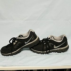 Nike Dual Fusion ST2